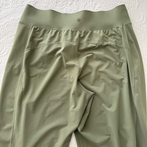 Athleta Run with It Pants Size Large Eucalyptus Olive Green - Picture 5 of 6